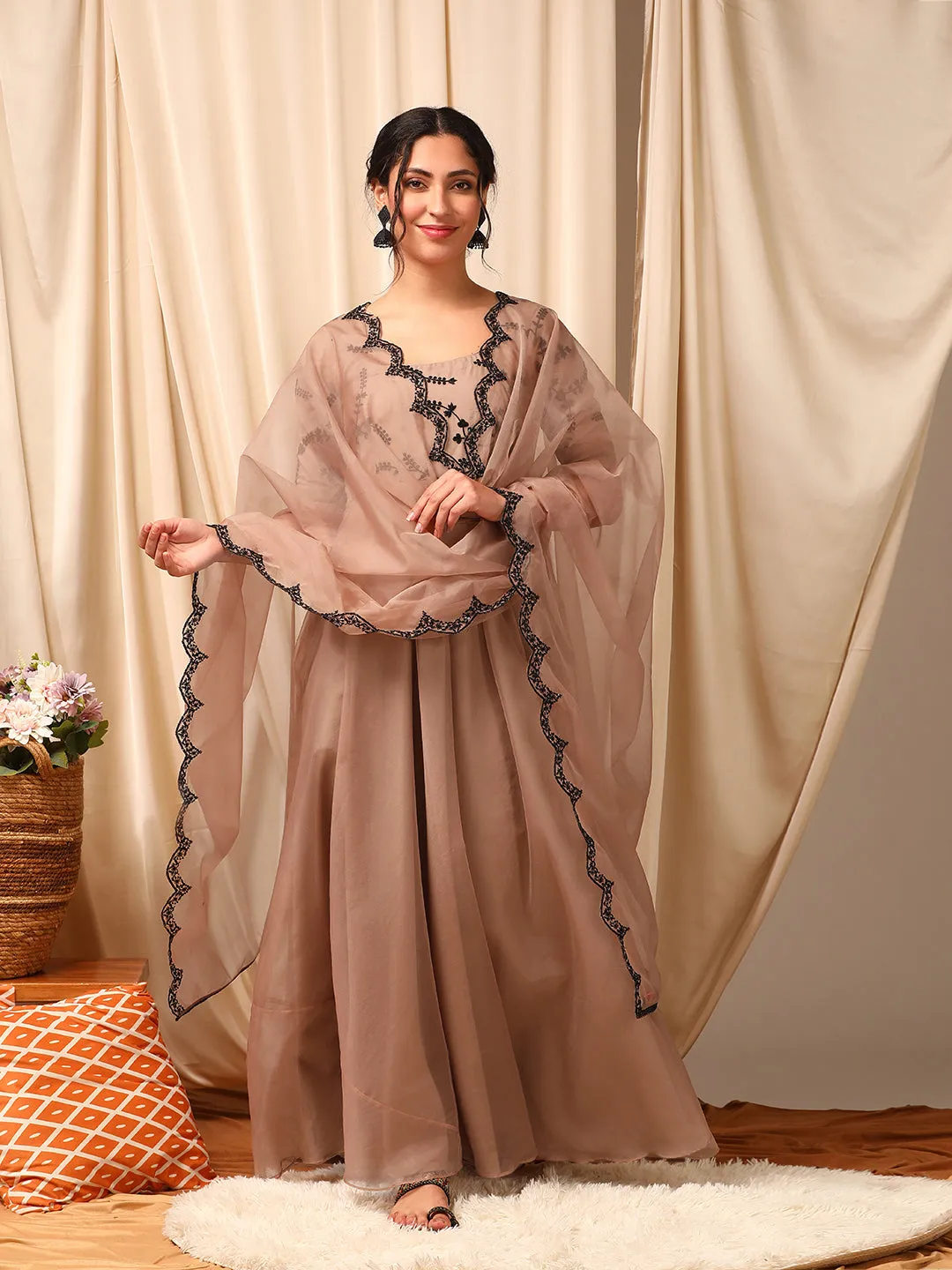 Beige Women Floral Flared Sleeves Thread Work Anarkali Kurta